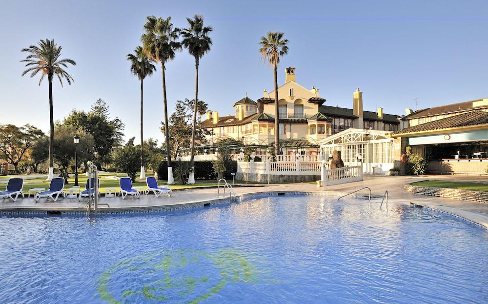 HOTELES GLOBALES REINA CRISTINA - Hotel cerca del Helipuerto de Algeciras