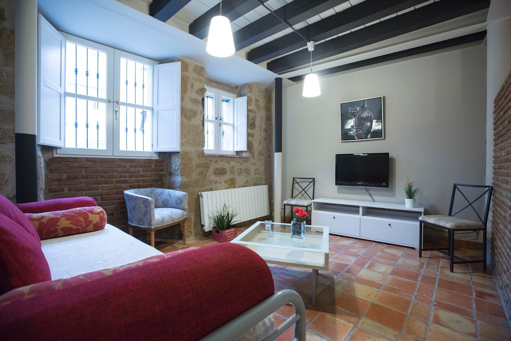 APARTAMENTO EN EL CENTRO DE HARO CON INTERNET, ASCENSOR, APARCAMIENTO, LAVADORA