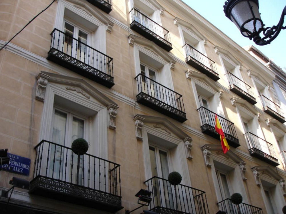 SUITE PRADO - Hotel cerca del Restaurante Granero de Lavapiés