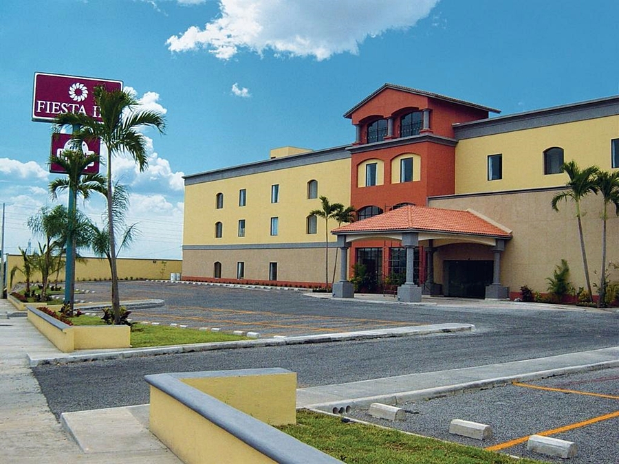 Hotel FIESTA INN COLIMA