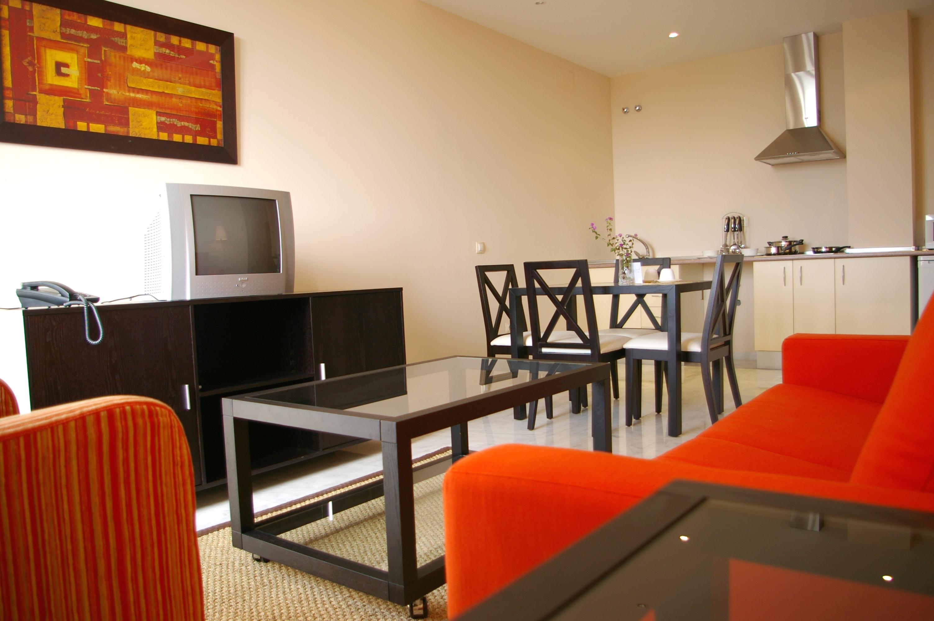 APARTAMENTOS LUX SEVILLA PALACIO - Hotel cerca del Restaurante Abantal