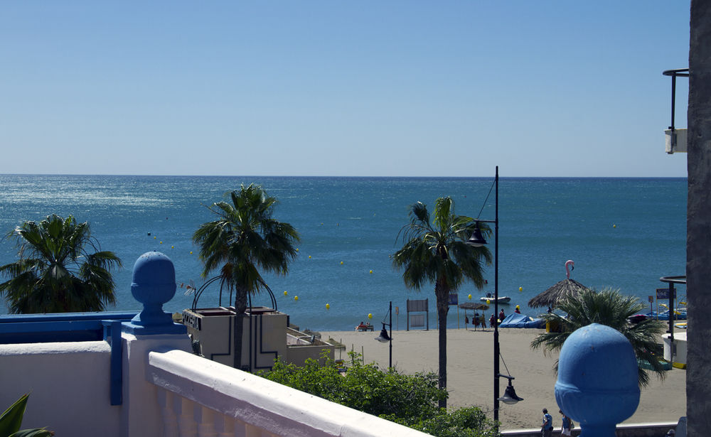 HOSTAL GUADALUPE - Hotel cerca del Playa del Bajondillo