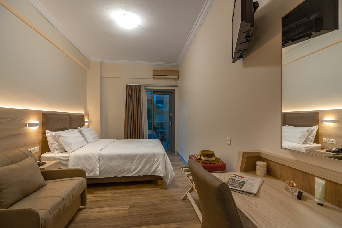 ATTALOS HOTEL