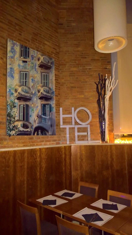 HOTEL ARANEA - Hotel cerca del Heladería Bodevici