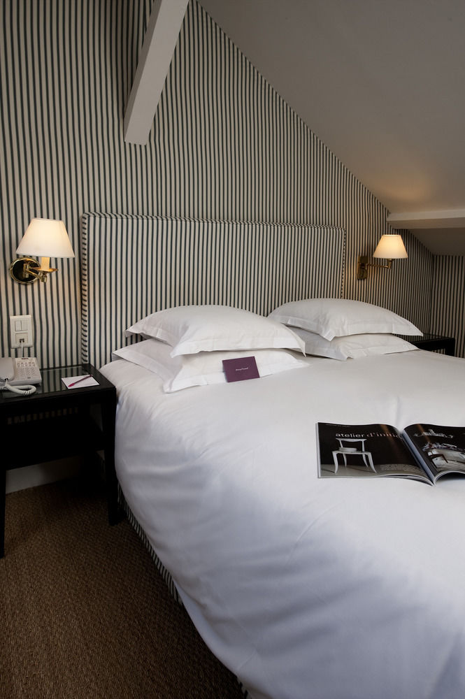 Le Belgrand Hotel Paris Champs Elysees, Tapestry Collection by Hilton