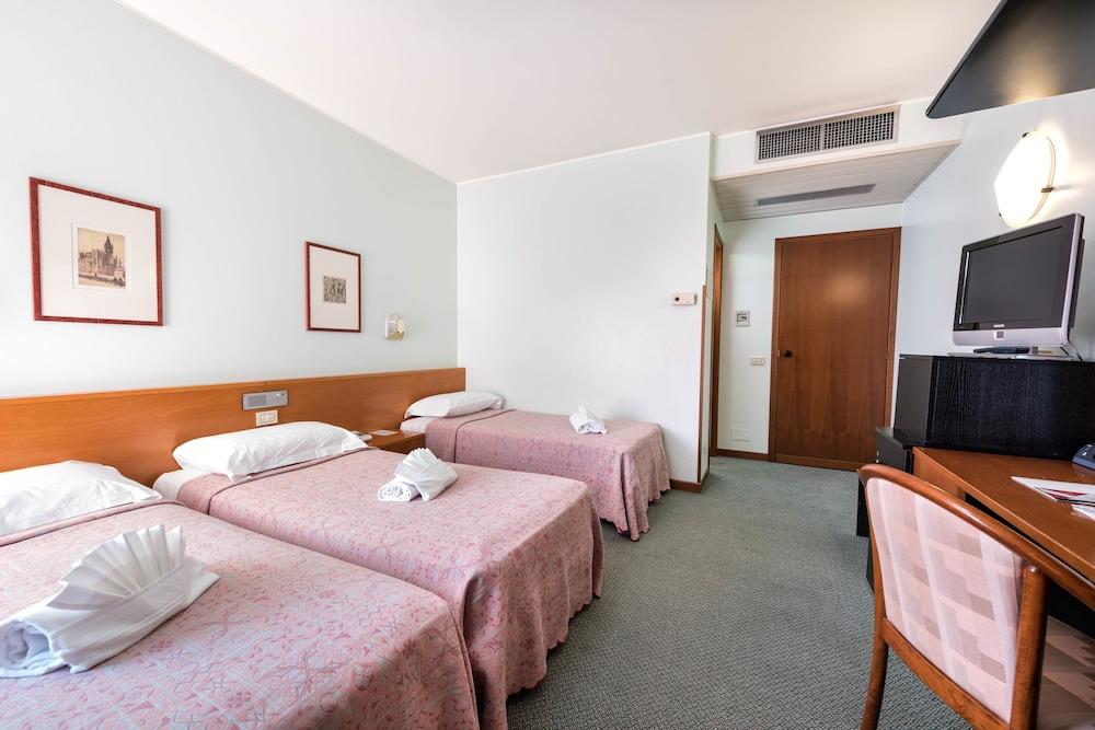 Muraless Art Hotel WorldHotels Crafted