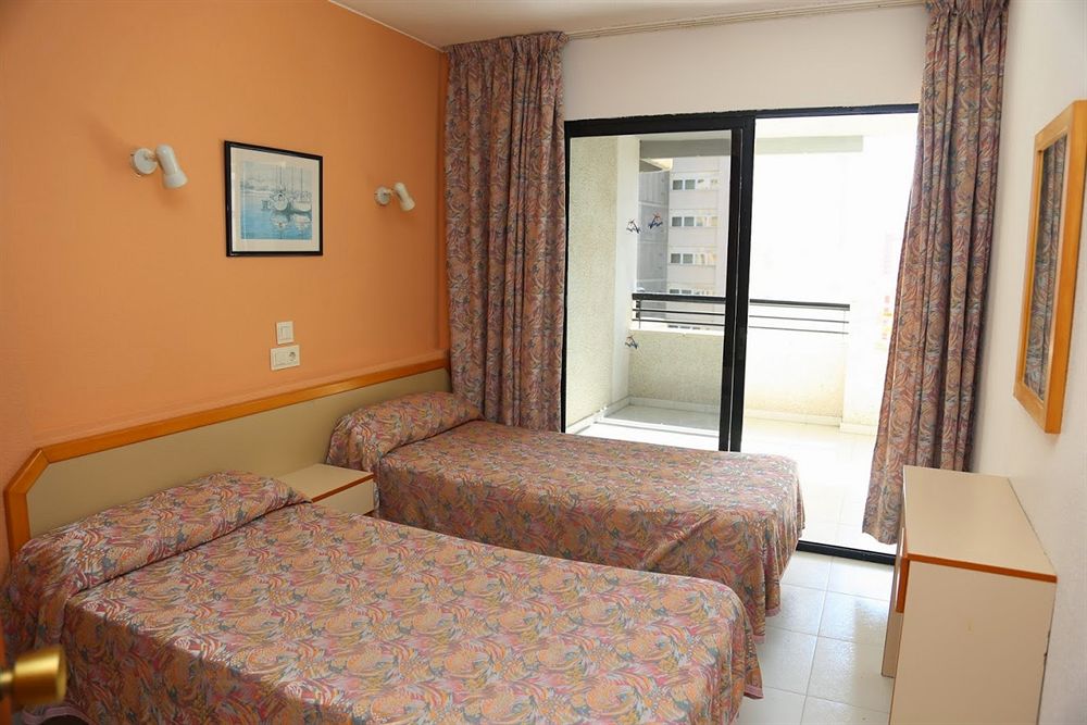 LUXMAR APARTAMENTOS - Hotel cerca del Las Rejas Open Club Benidorm