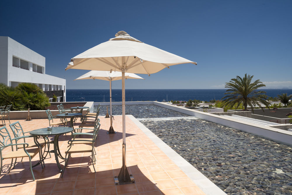 HOTEL COSTA CALERO - Hotel cerca del Lanzarote Golf