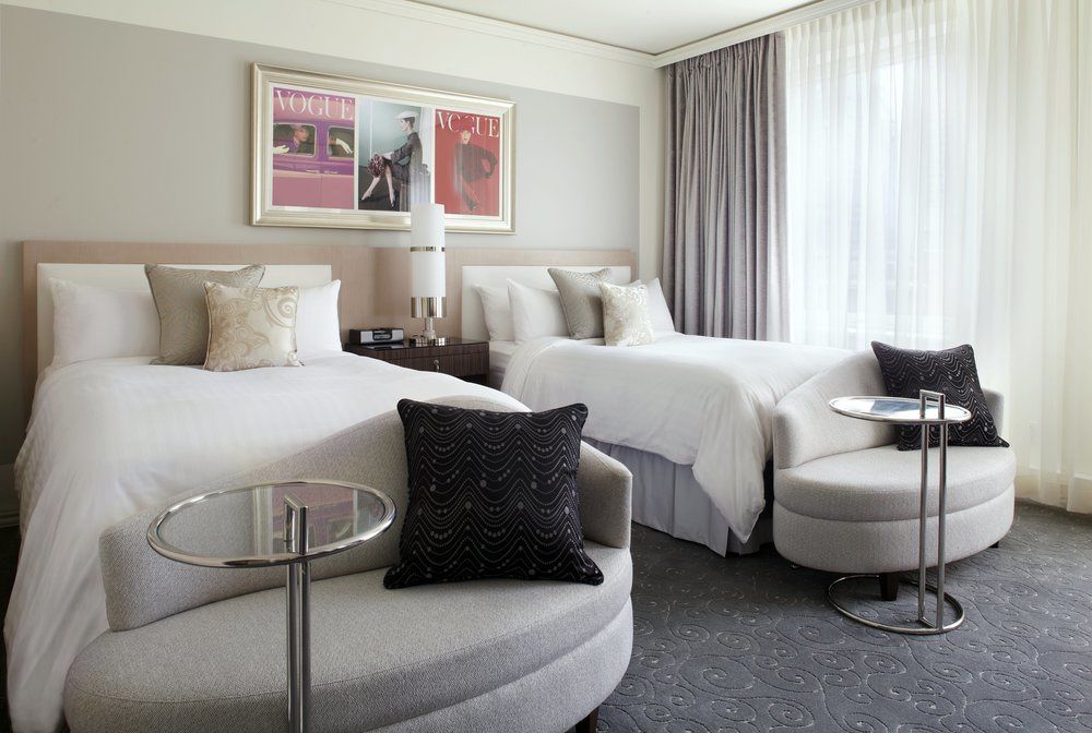 Vogue Hotel Montreal Downtown, Curio Collection by Hilton