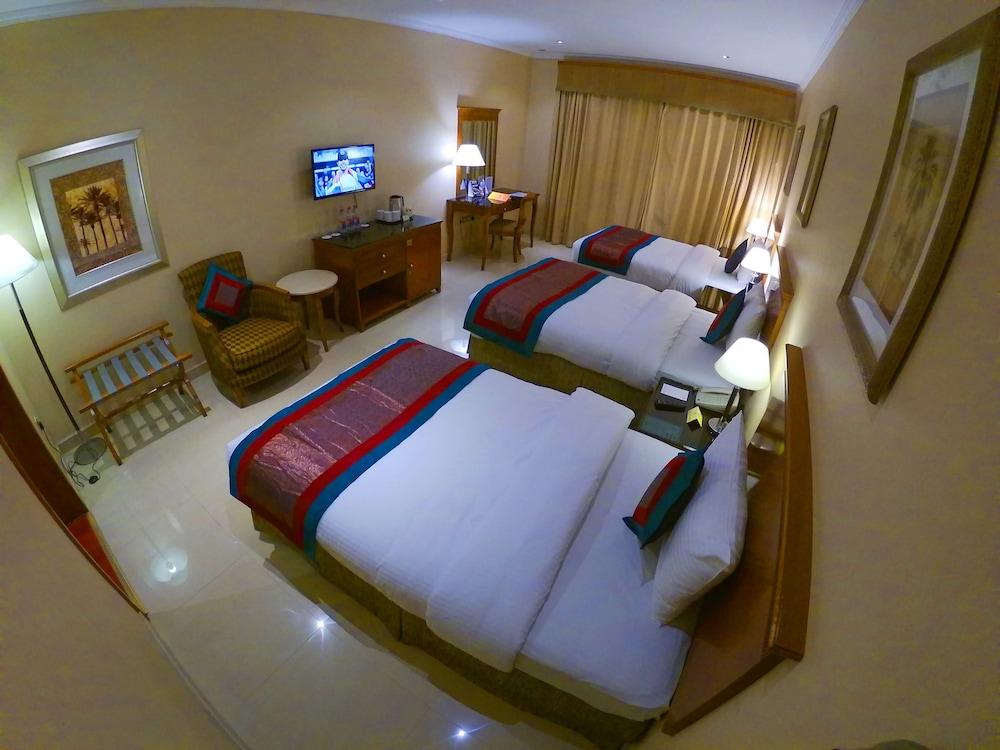 La Quinta by Wyndham Dubai Jumeirah