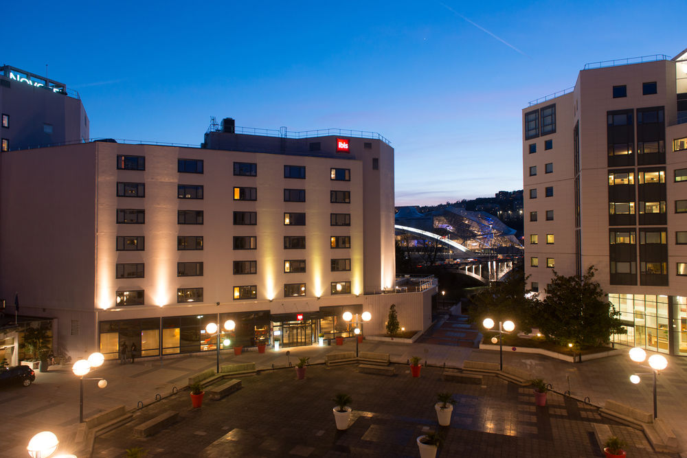 IBIS GERLAND PONT PASTEUR