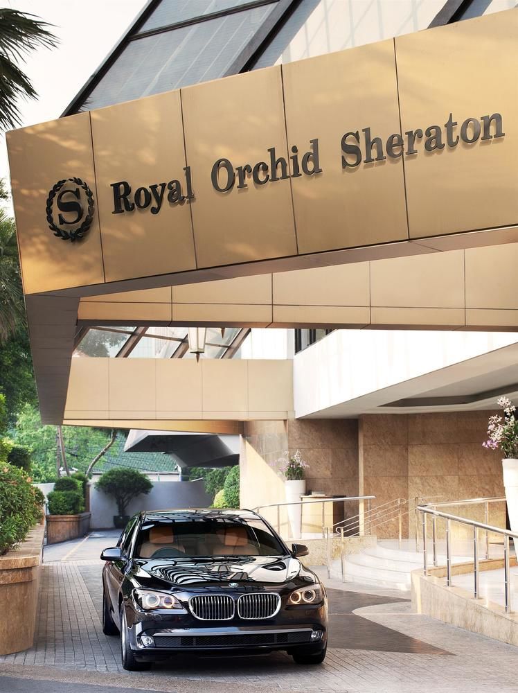 ROYAL ORCHID SHERATON HOTEL  TOWERS