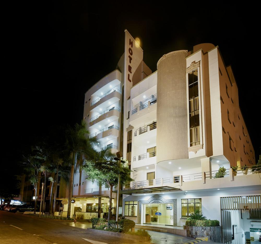 HOWARD JOHNSON HOTEL VERSALLES BARRANQUILLA