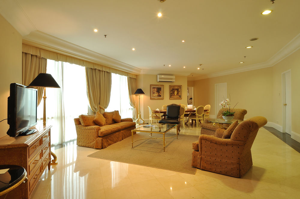 BATAVIA APARTMENT