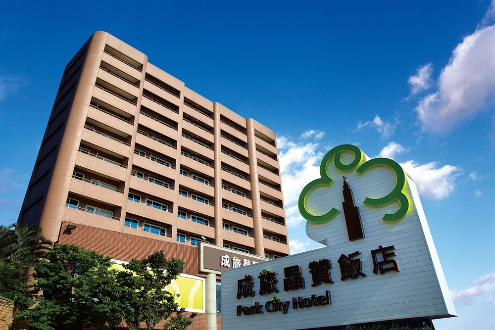 PARK CITY HOTEL-TAMSUI