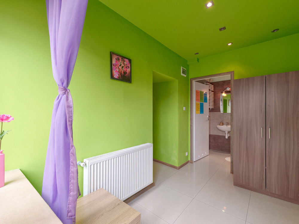 PRINCESS APARTMENTS