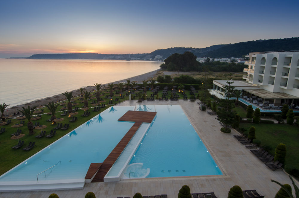 The Ixian Grand and All Suites