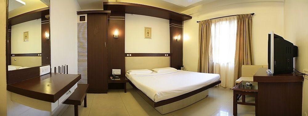 Golden Residency