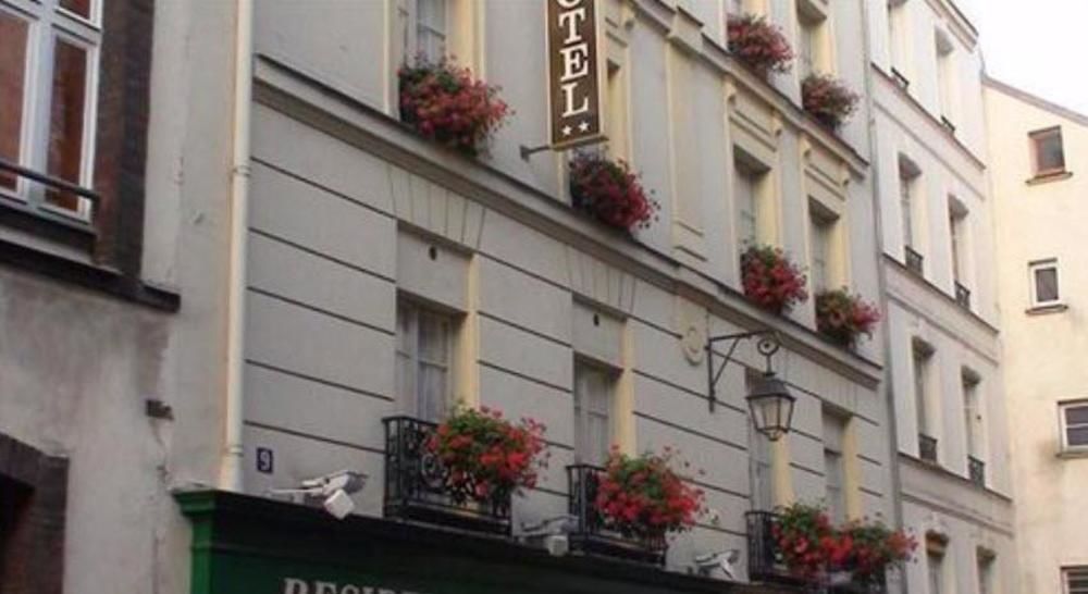 HÔTEL HENRIETTE PARIS