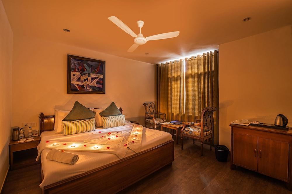 TULIP INN MUSSOORIE MALL ROAD