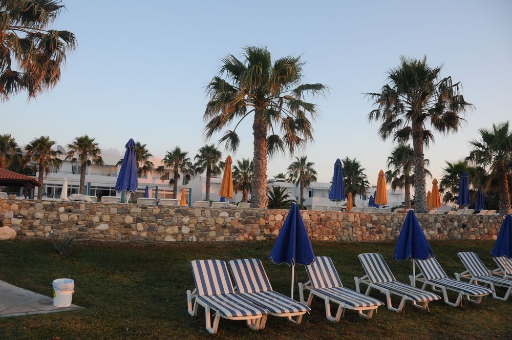 IRINA BEACH HOTEL