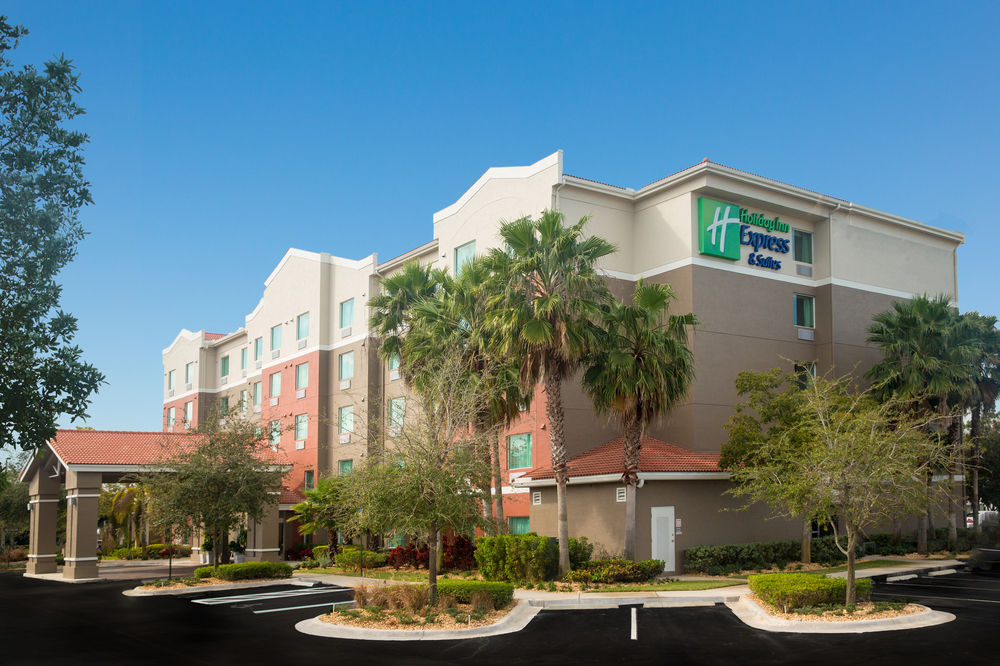 HOLIDAY INN EXPRESS & SUITES PEMBROKE PINES-SHERIDAN ST