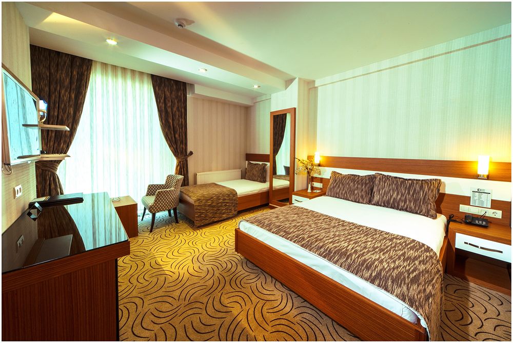 DIES HOTEL