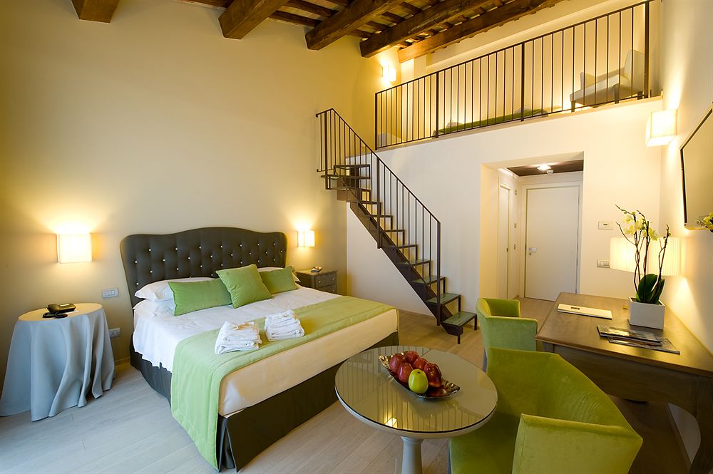 RELAIS DELL OLMO