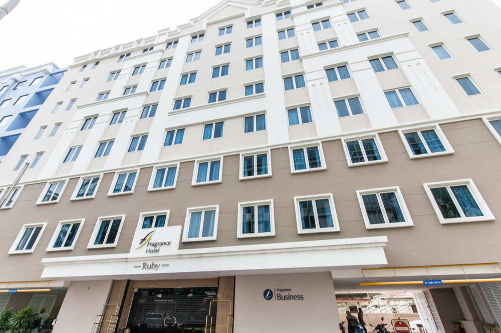 Ibis Budget Singapore Ruby