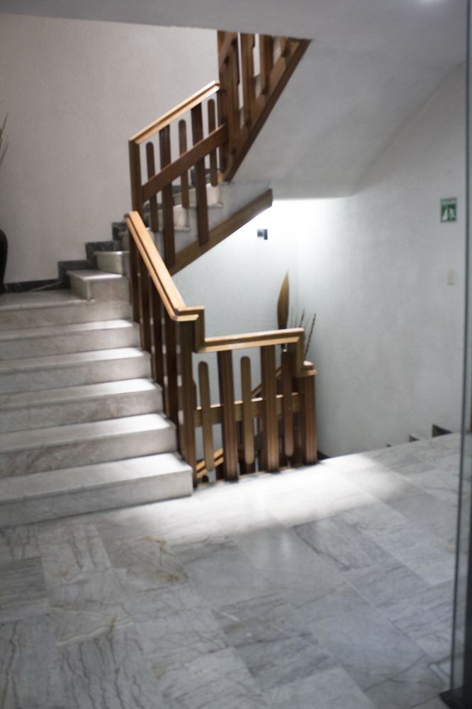 Estanza Hotel & Suites