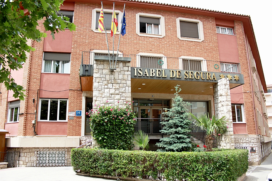 ISABEL DE SEGURA - Hotel cerca del Plaza de Toros de Teruel