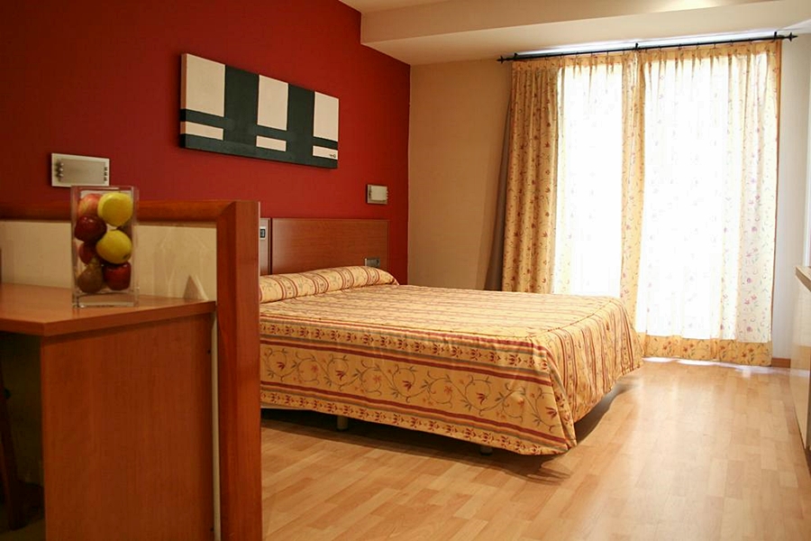 JARDI APARTAMENTS - Hotel cerca del Raimat Golf Club