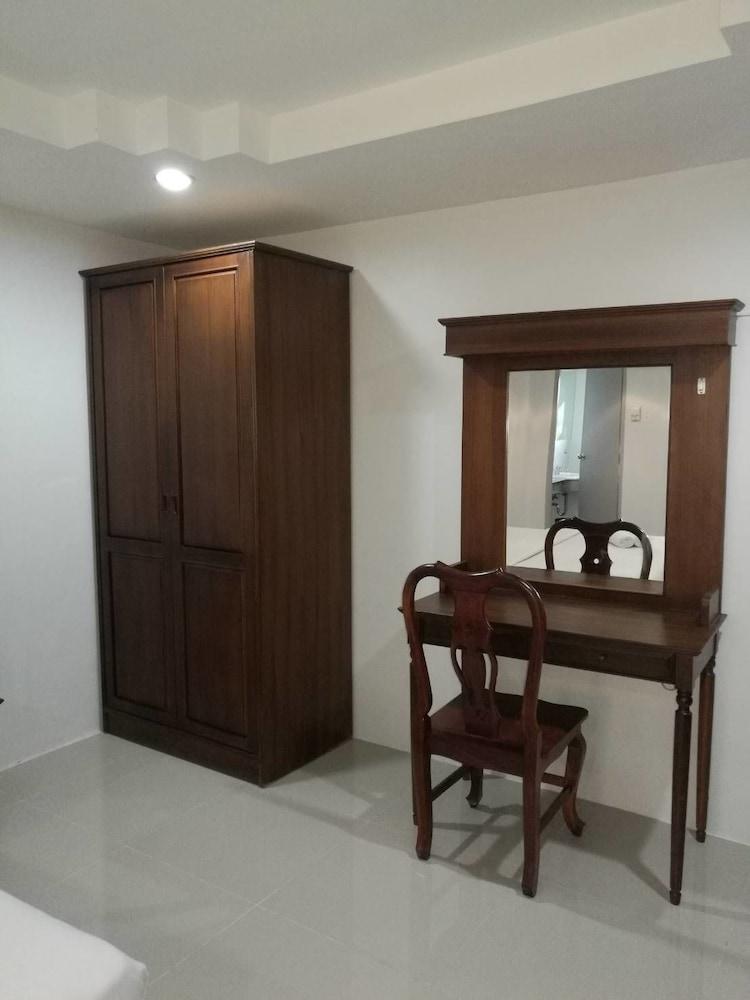 JS Tower Serviced Apartment