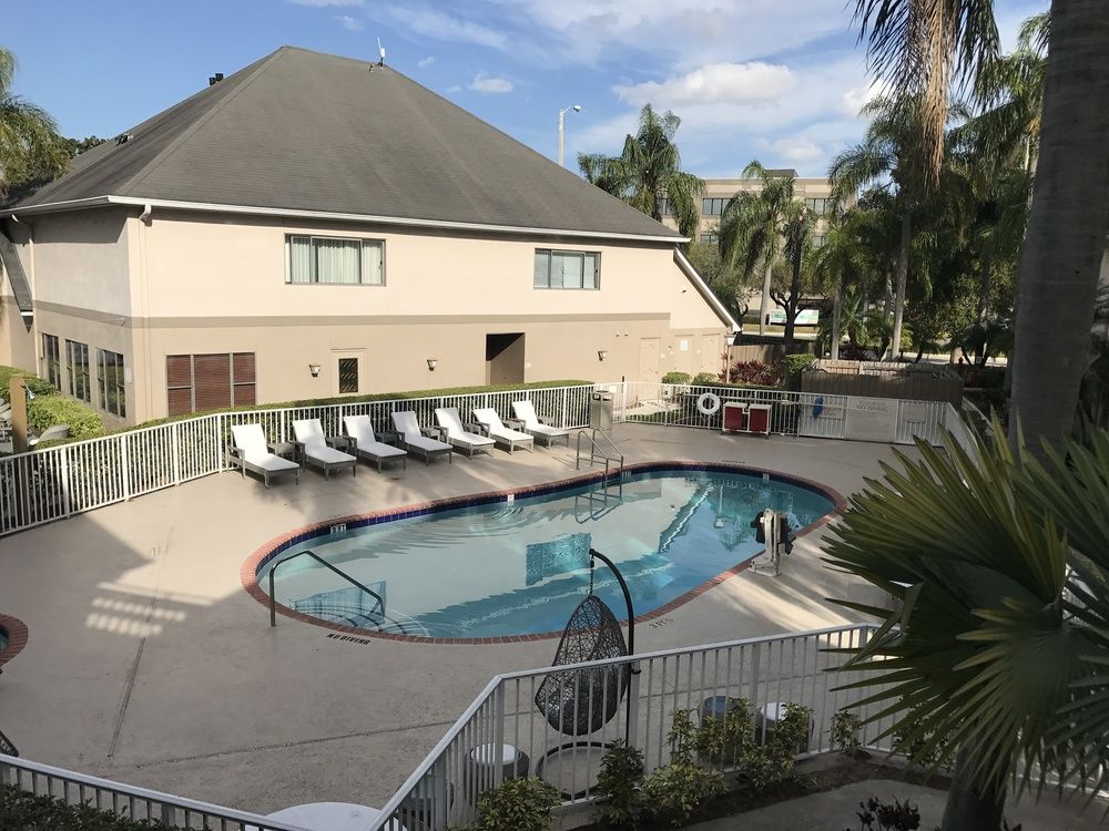 Doral Inn & Suites Miami Airport West