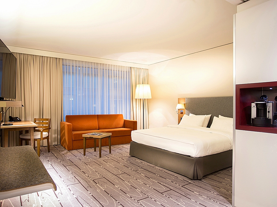 RADISSON BLU HOTEL, ZURICH AIRPORT