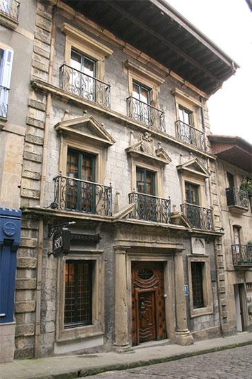 PAMPINOT .