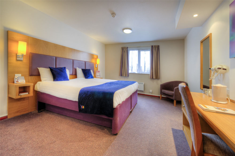 COMFORT INN MANCHESTER NORTH