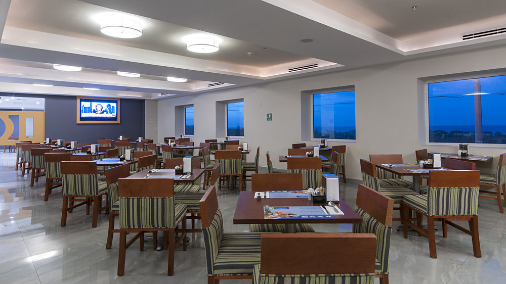 HOLIDAY INN EXPRESS CABO SAN LUCAS