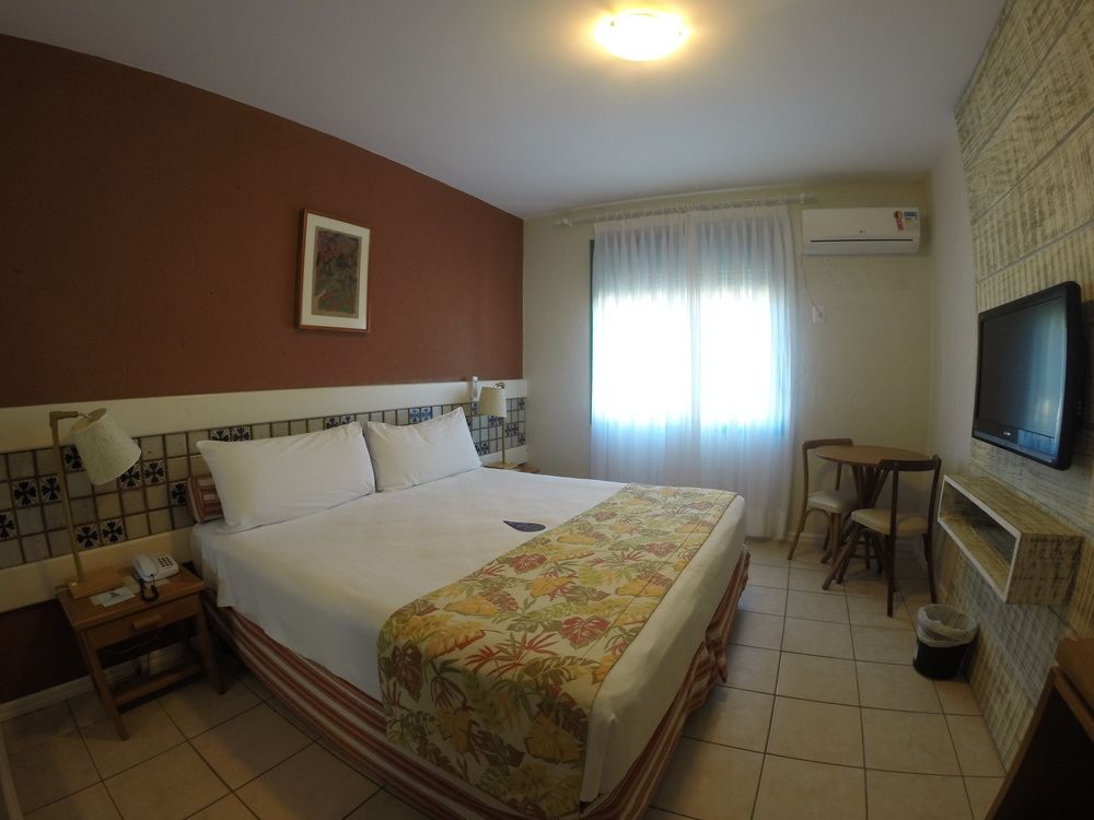 COSTÃO DO SANTINHO RESORT E SPA