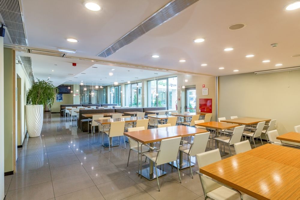 Holiday Inn Express Lisbon Airport