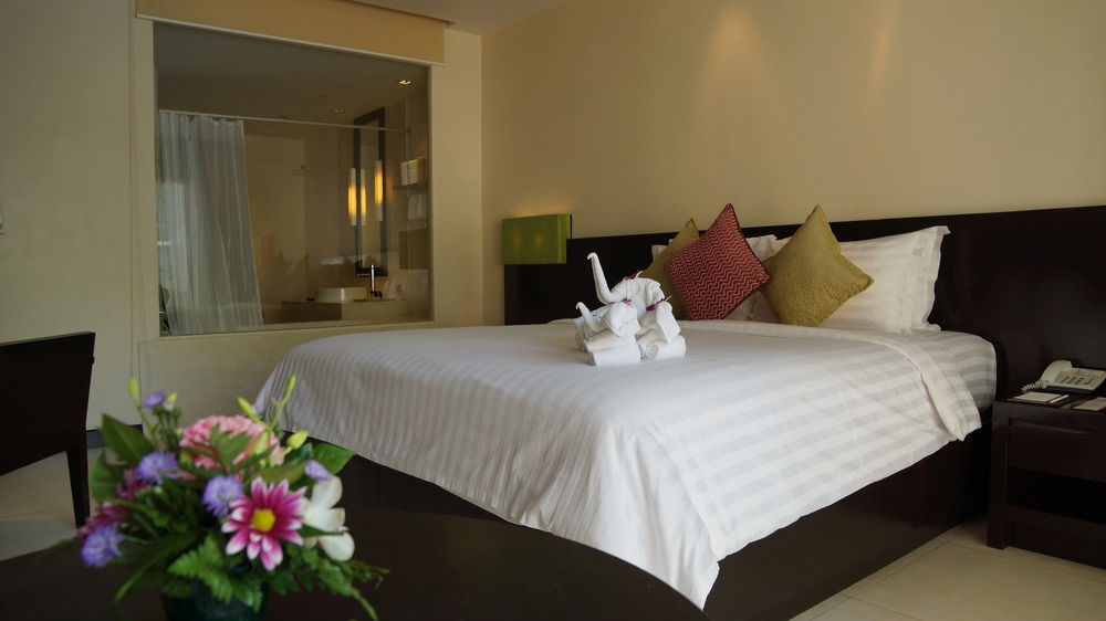 APSARA BEACHFRONT RESORT AND VILLA