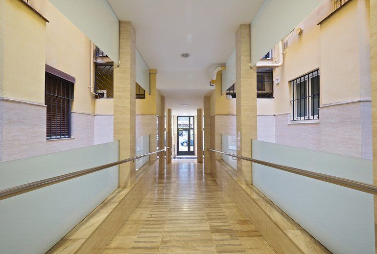 GREAT APARTMENT IN BARCELONA FOR 7 GUESTS.