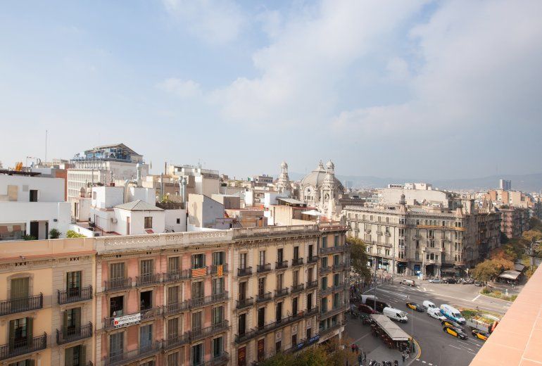 WONDERFUL APARTMENT IN BARCELONA (5 GUESTS)