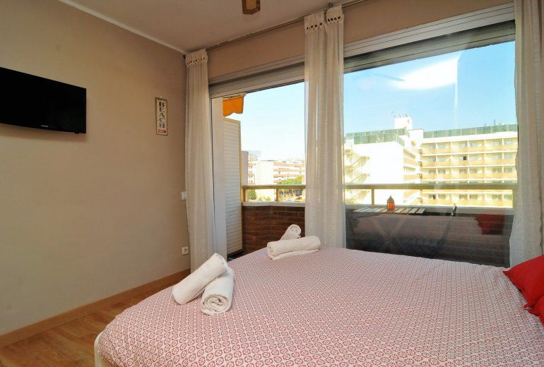 INCREDIBLE APARTMENT IN LLORET DE MAR FOR 2 GUESTS.