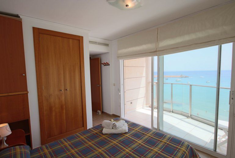 GREAT APARTMENT IN CALP (4 GUESTS)