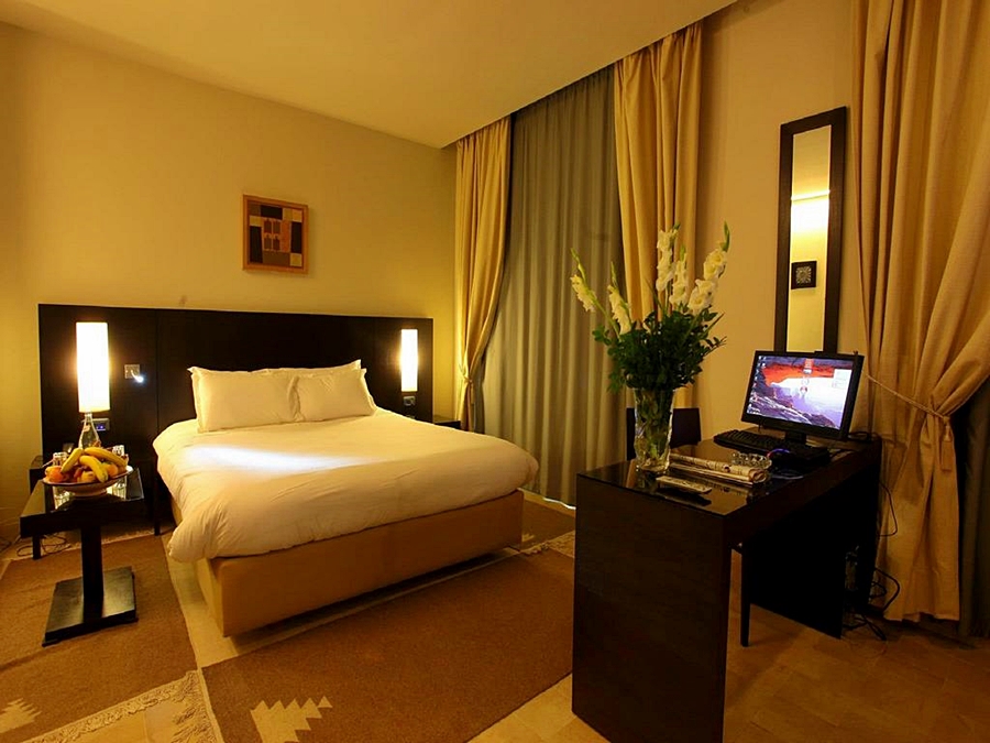 room photo