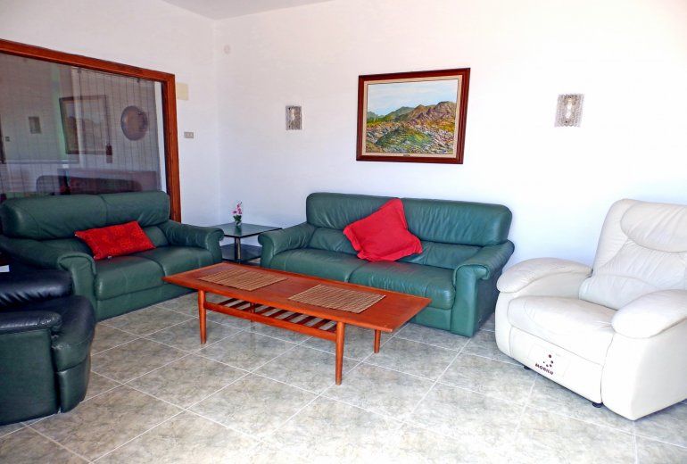 COMFORTABLE APARTMENT LOCATED IN EL MEDANO FOR 7 GUESTS.