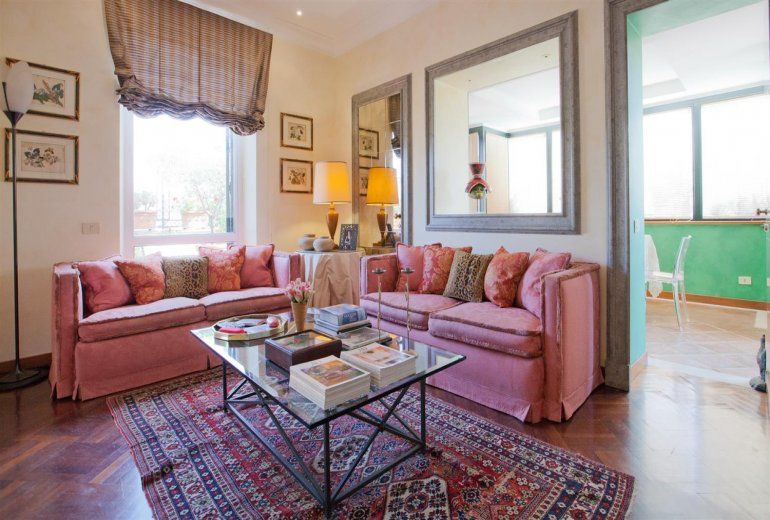 EXCLUSIVE APARTMENT IN ROME (4 GUESTS)