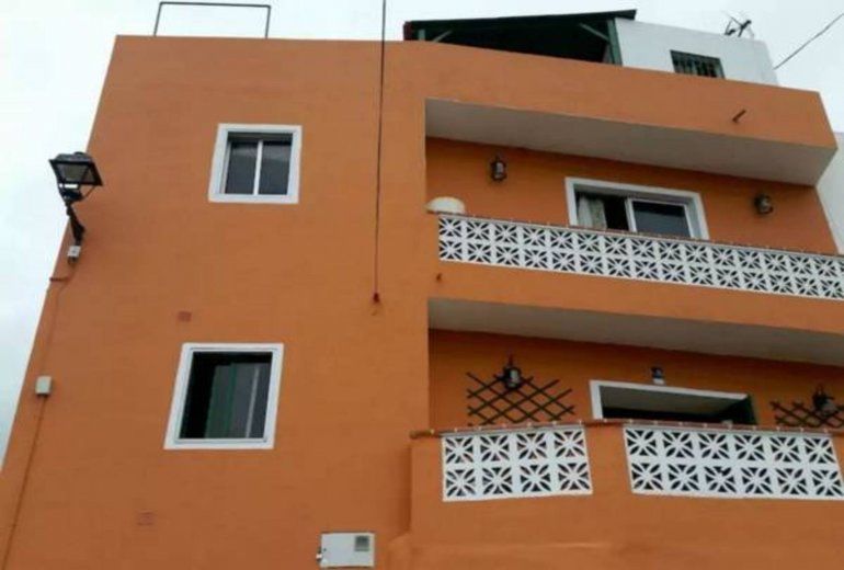 IMPRESSIVE APARTMENT LOCATED IN SANTA CRUZ DE TENERIFE FOR 3 PEOPLE.