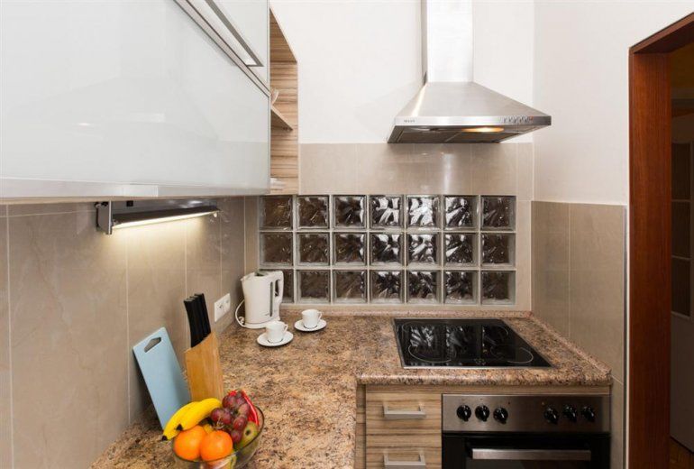 GREAT APARTMENT IN KAZIMIERZ (5 GUESTS)